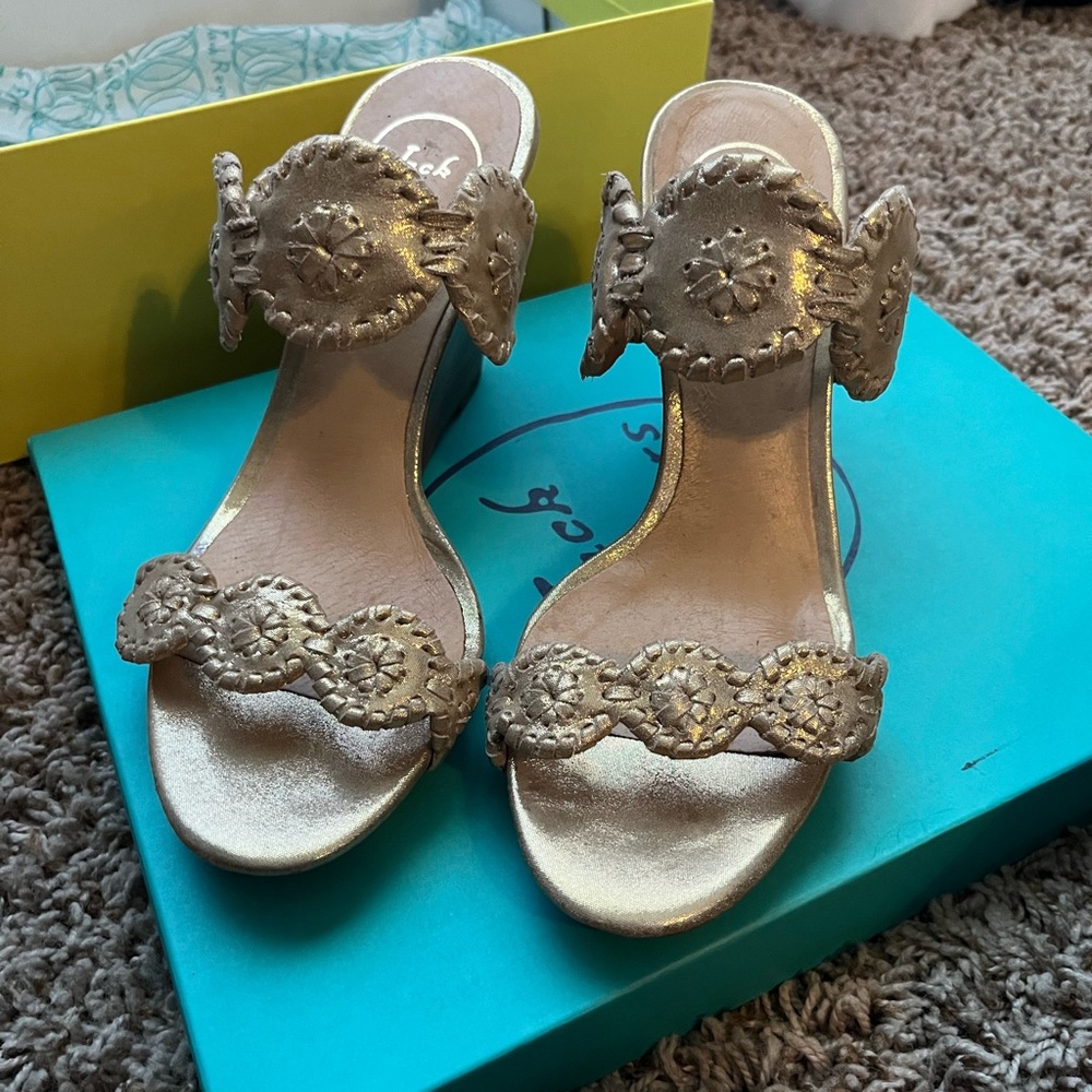 Jack Rogers Luccia Stardust in gold